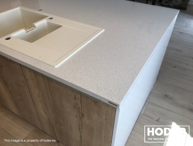 KITCHEN WORKTOPS Quartz 1102