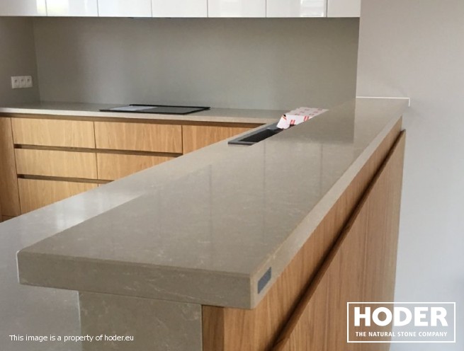 KITCHEN WORKTOPS Quartz 8150