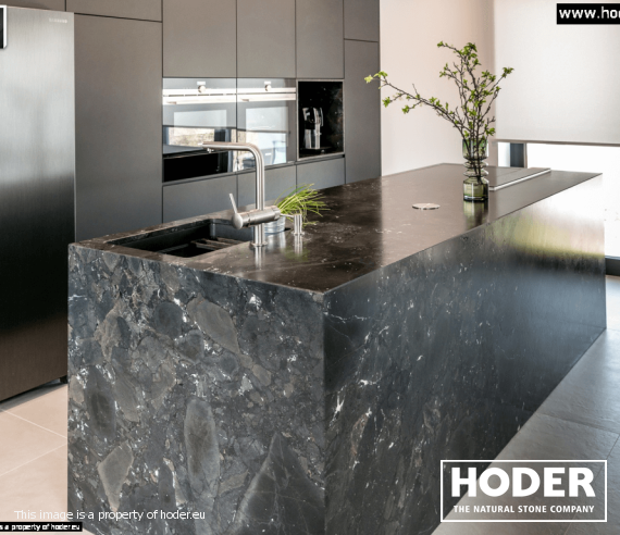 BLACK GRANITE COUNTERTOP - A CLASS OF ITS OWN